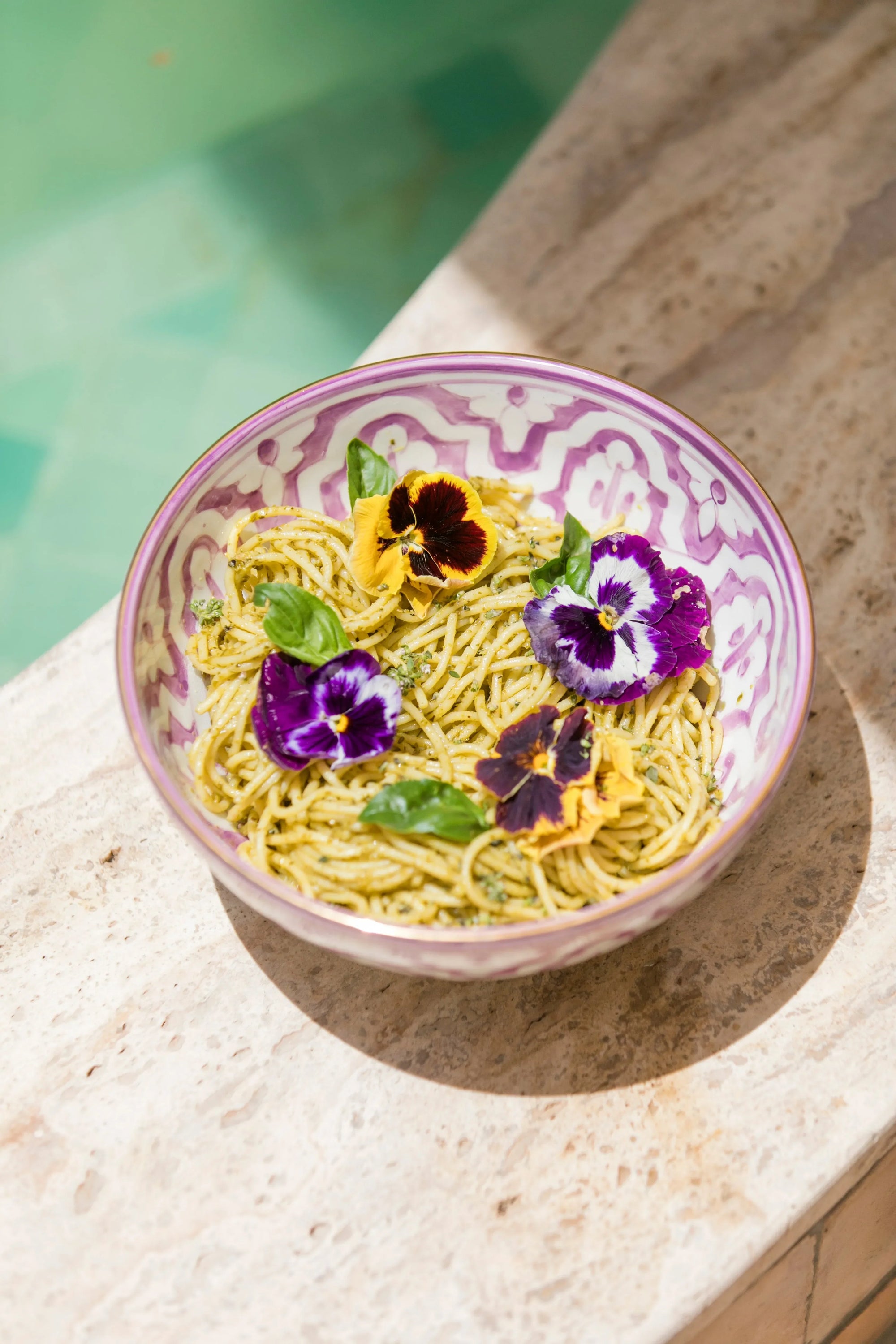 Round Bowl and Salad Bowl - Fassia Lilac Gold