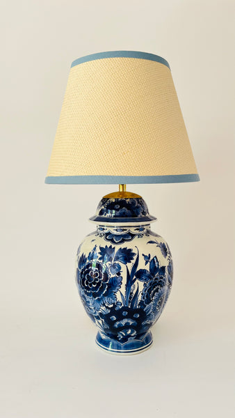 Antique Delft ‘De Porceleyne Fles’ Lamp