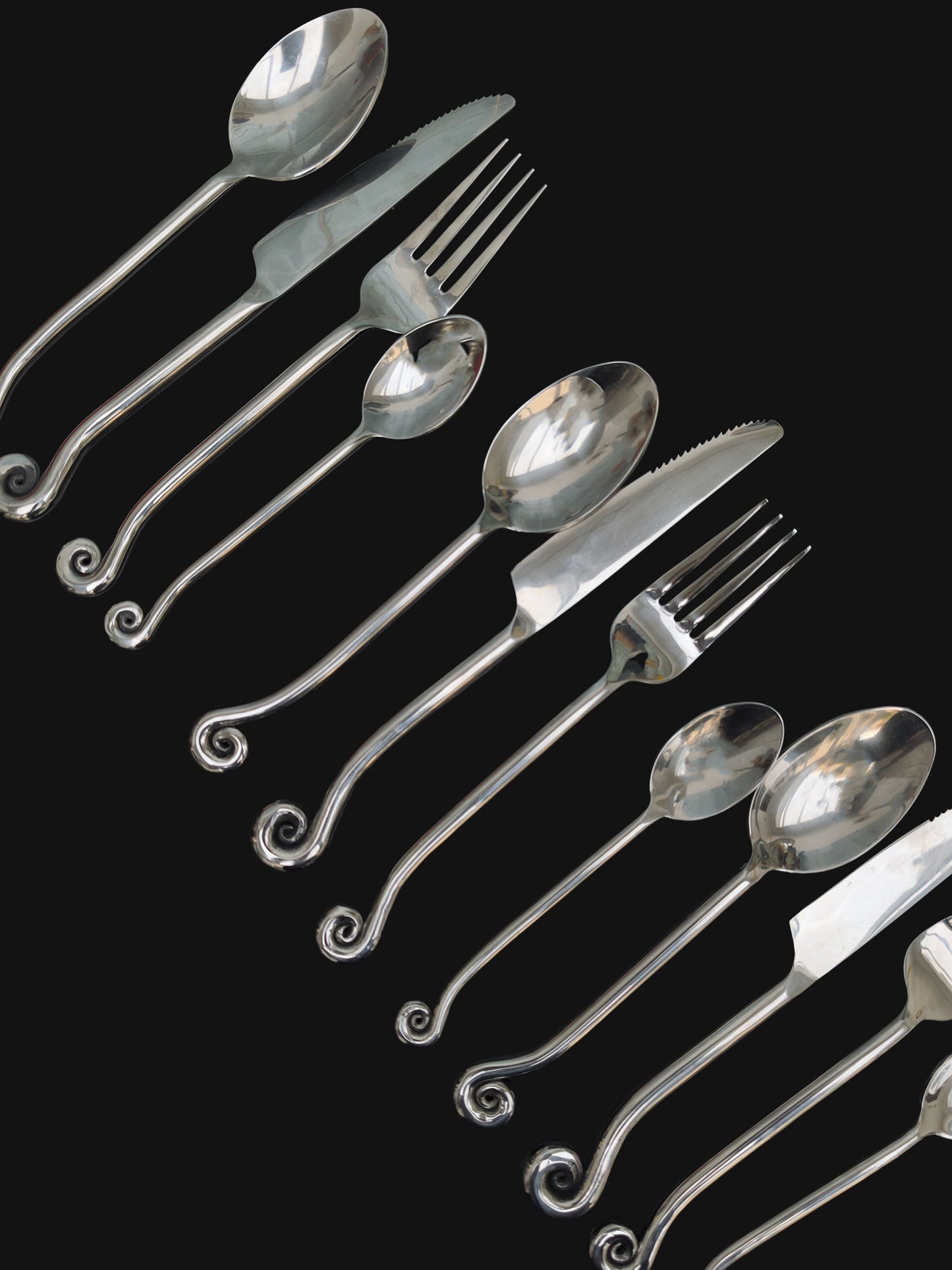 Set of 24 Vintage Spiral Cutlery