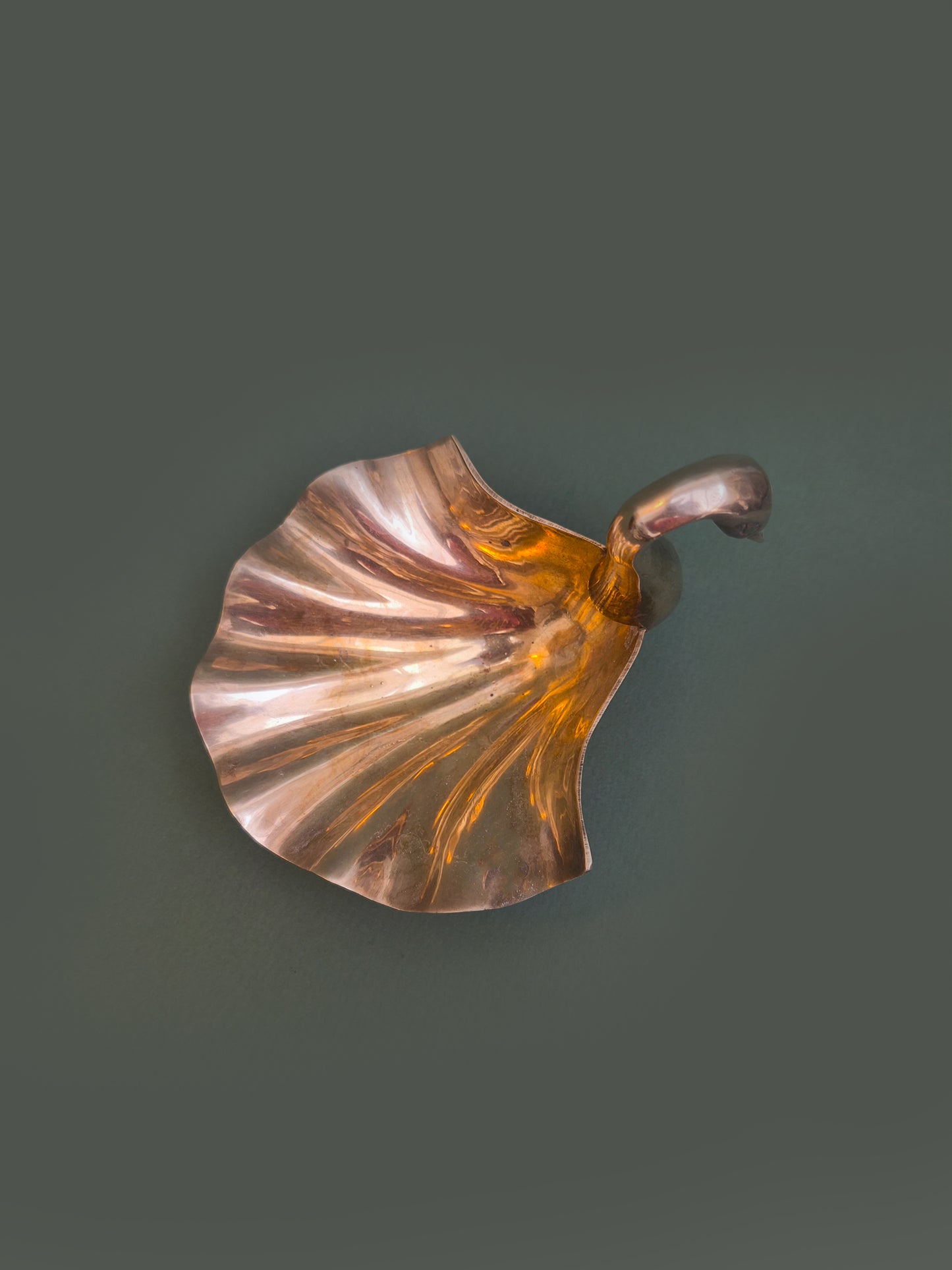 Vintage  Swan Shell Vide Poche