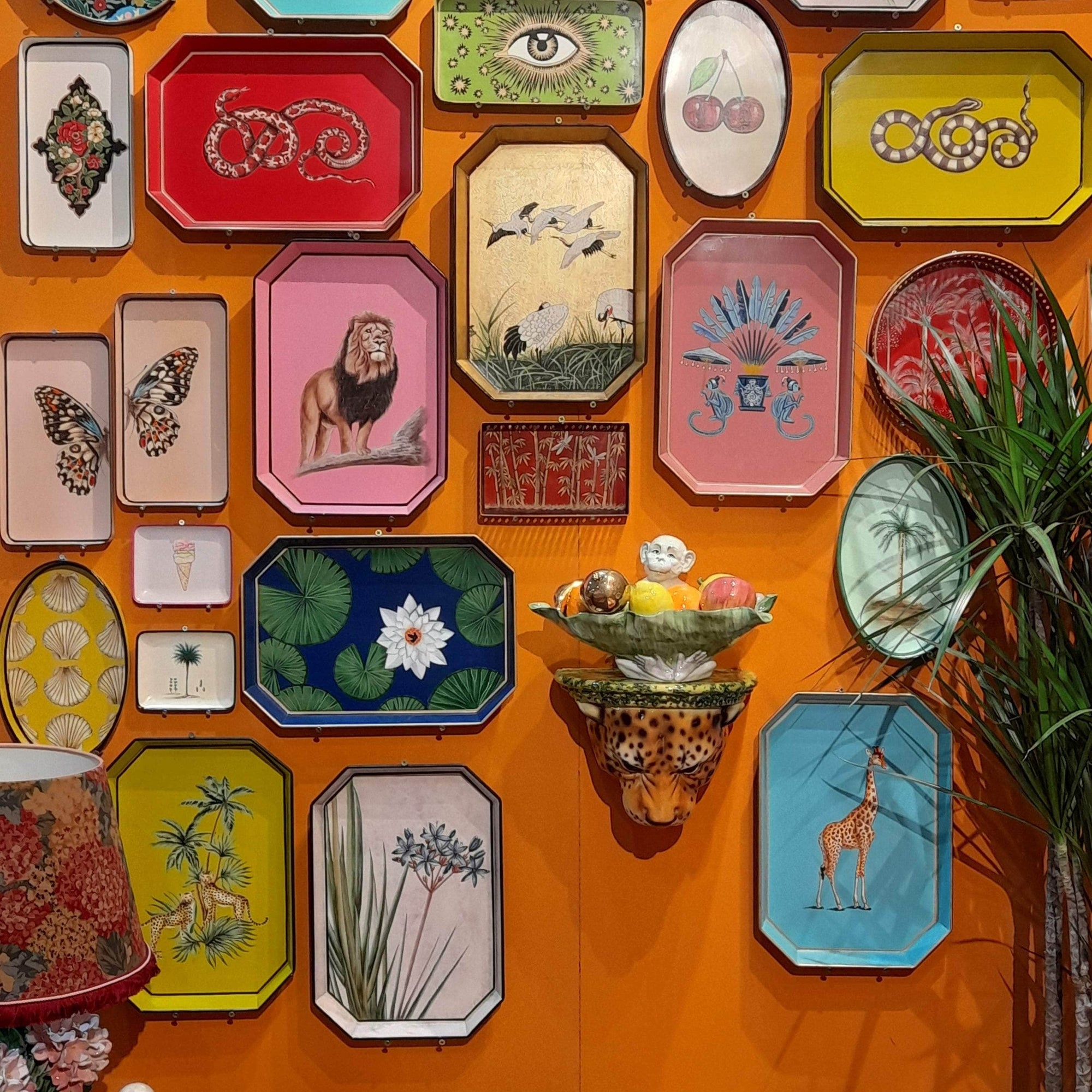 Flora Handpainted Iron Tray - Red Zebra