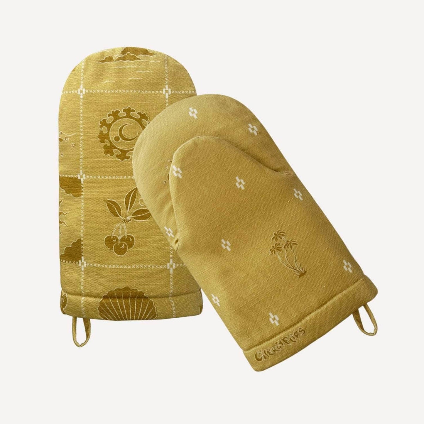 Redwork Oven Mitt in Yellow