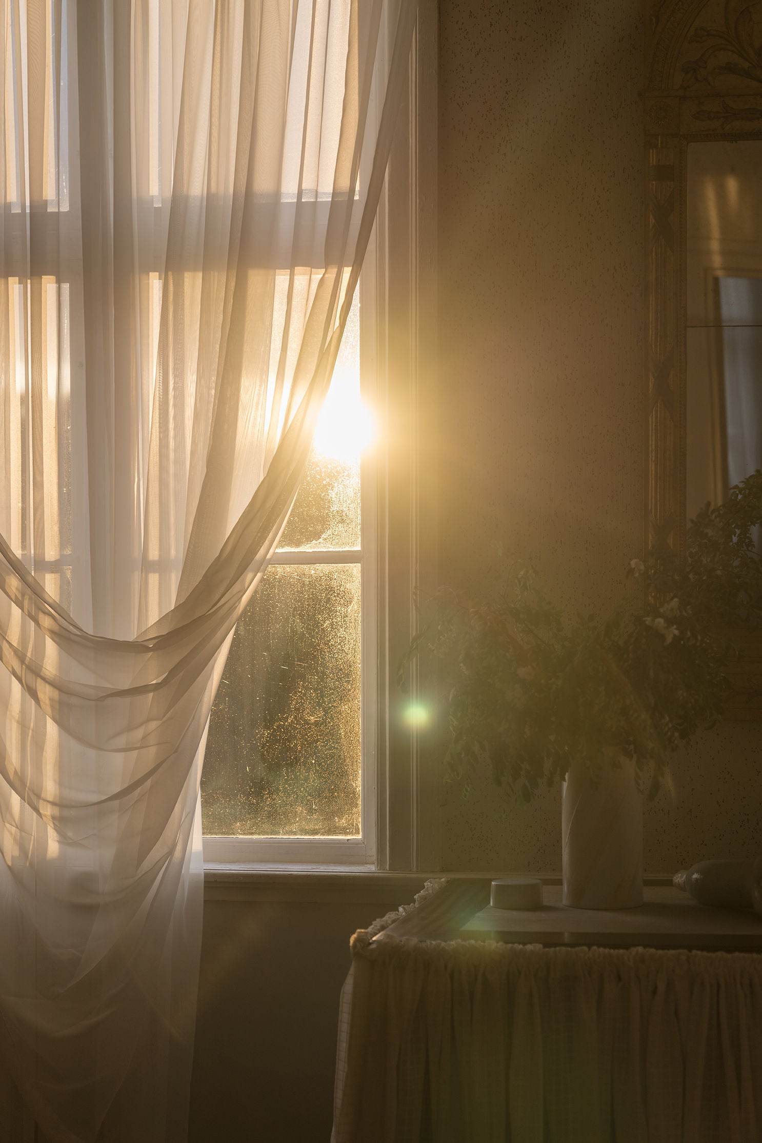 Curtain Hotel Sheer Natural White