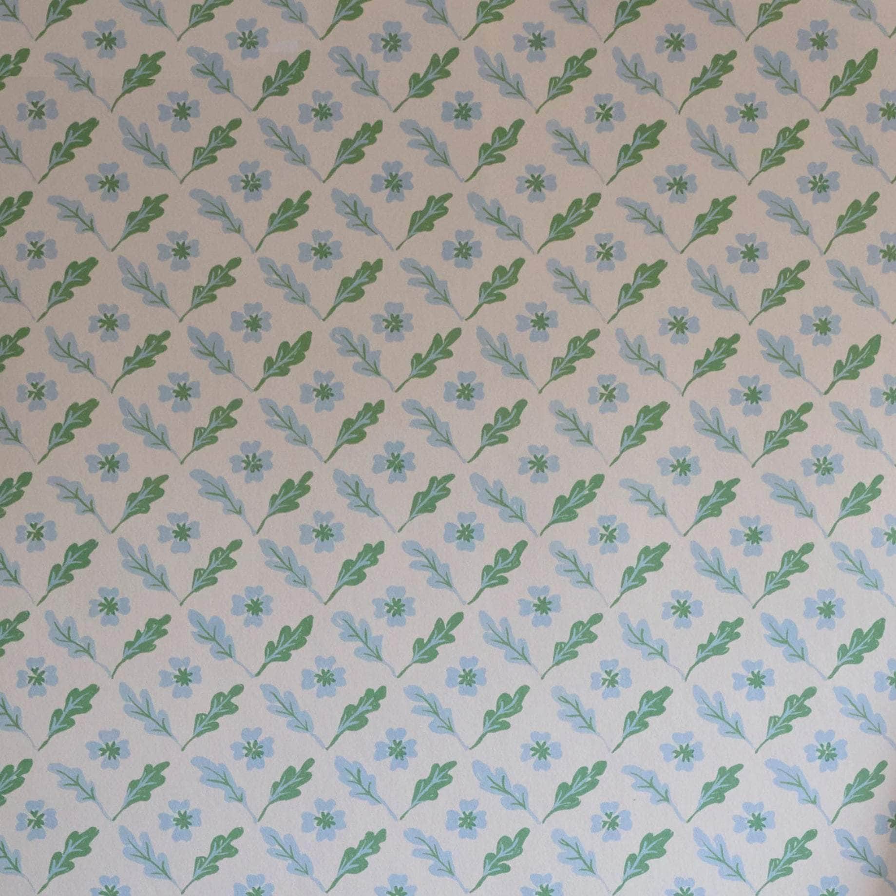 Oxalis Oak Wallpaper, Peppermint