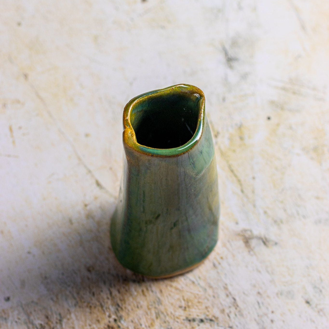 Millfield Oil Pourer