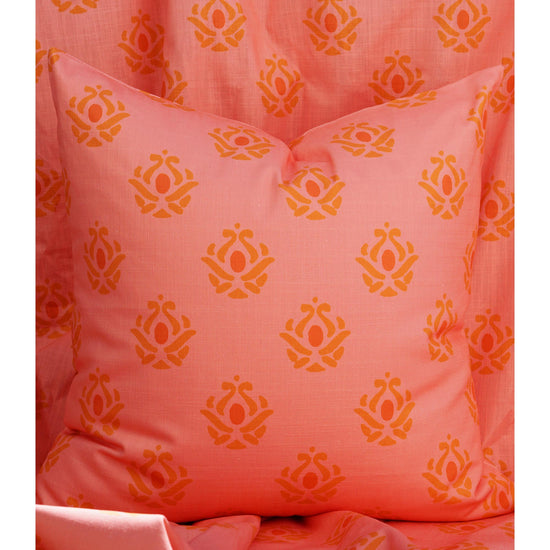 Harper Pillow