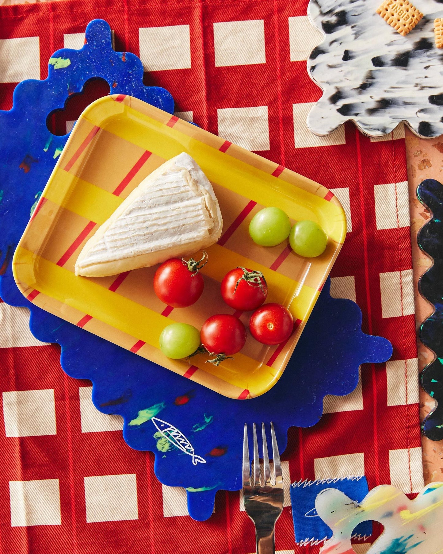 Yellow & Red Stripe Tray 19cm