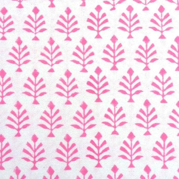 A Dream of Rose Tablecloth