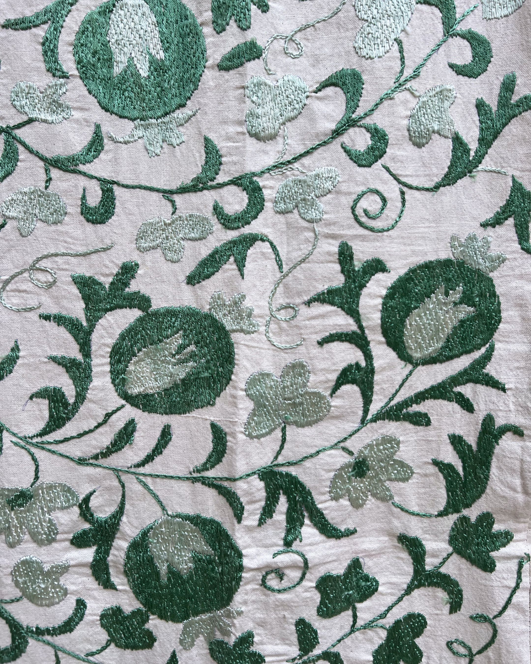 Suzani No. 028
