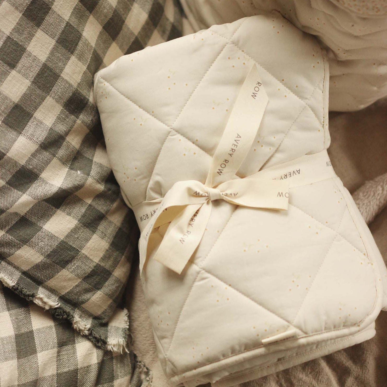 Stay & Play Mat - Wild Chamomile