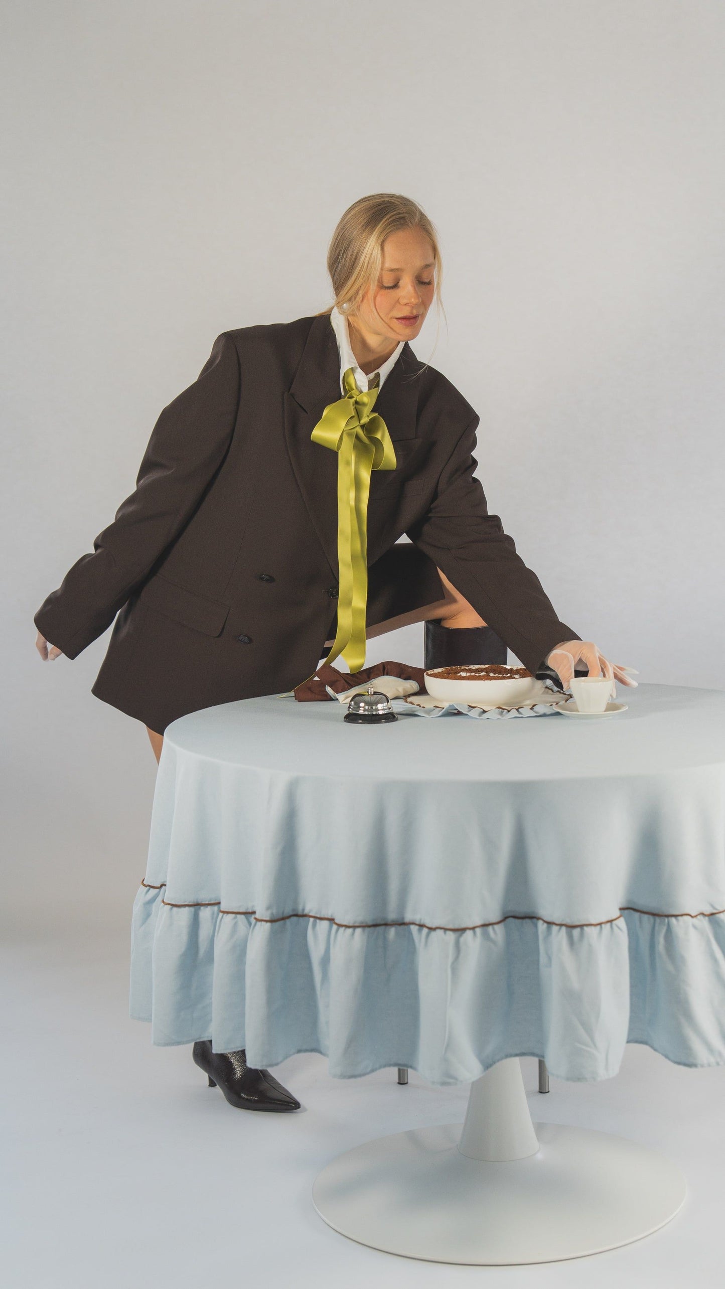 Round Ruffle Tablecloth, Blue