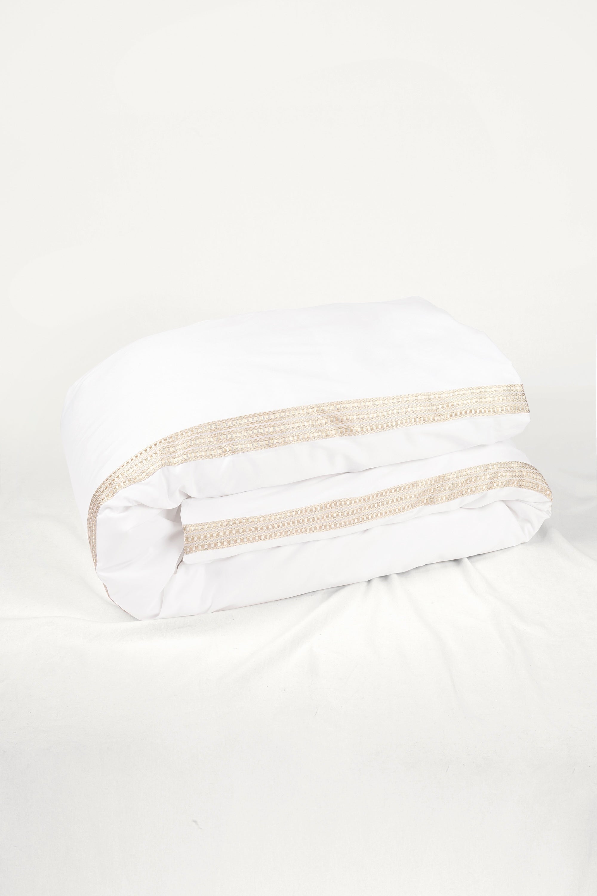 Raha Embroidered Duvet Cover - Classic White & Gold