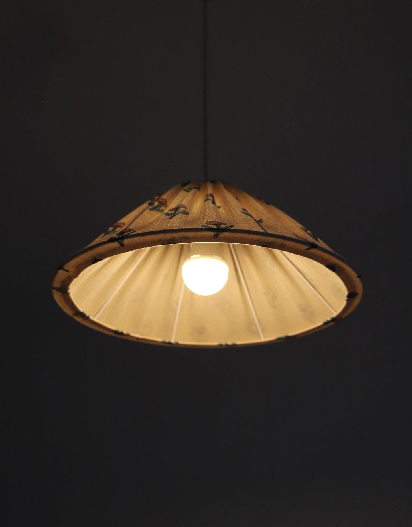 Conical Pendant Light Small Flowers Malala “Flora”