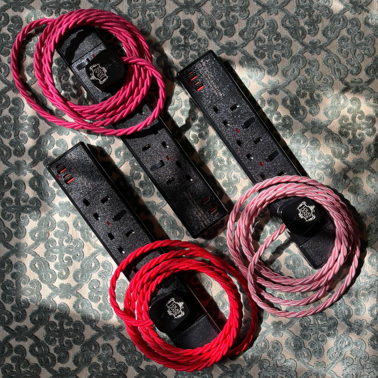 USB 2A+2C Black 4 Gang with Switches - Lola's Leads USB Options