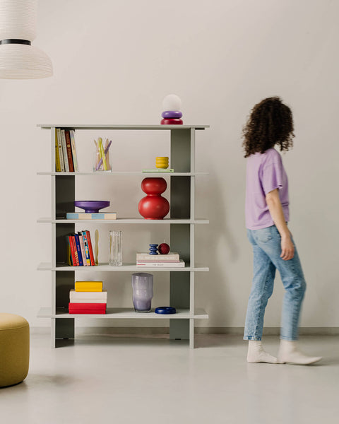 Hes Bookcase-