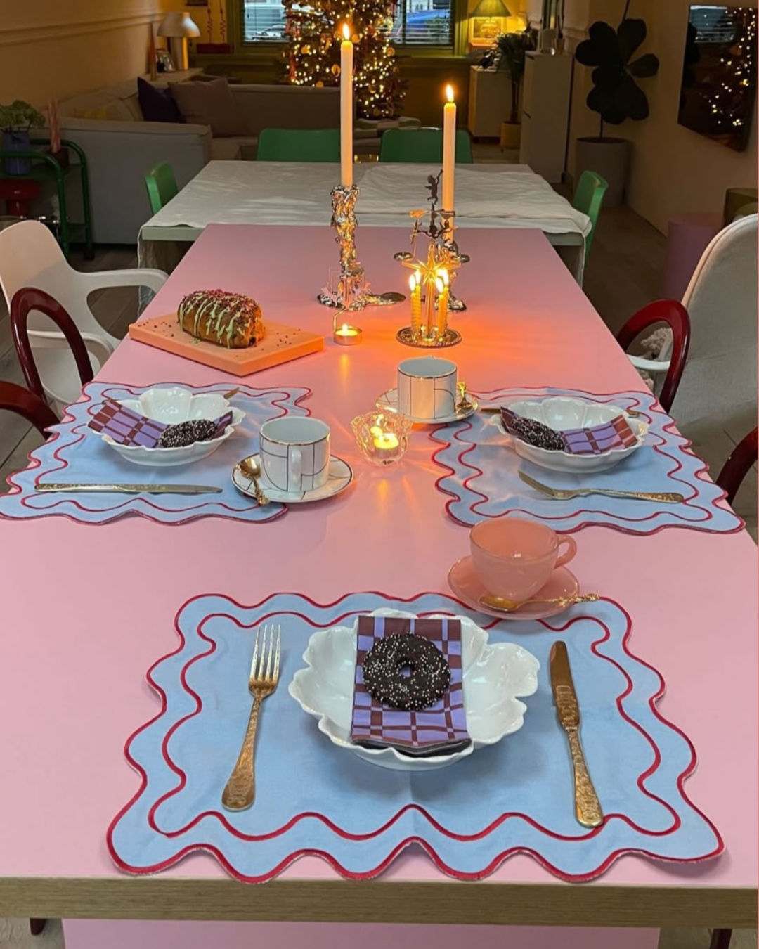 Set of Wavy Placemats in Blue Linen Mix