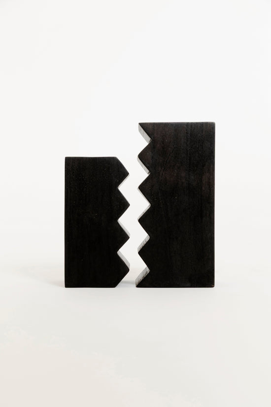 HOF Nido Salt and Pepper Shakers