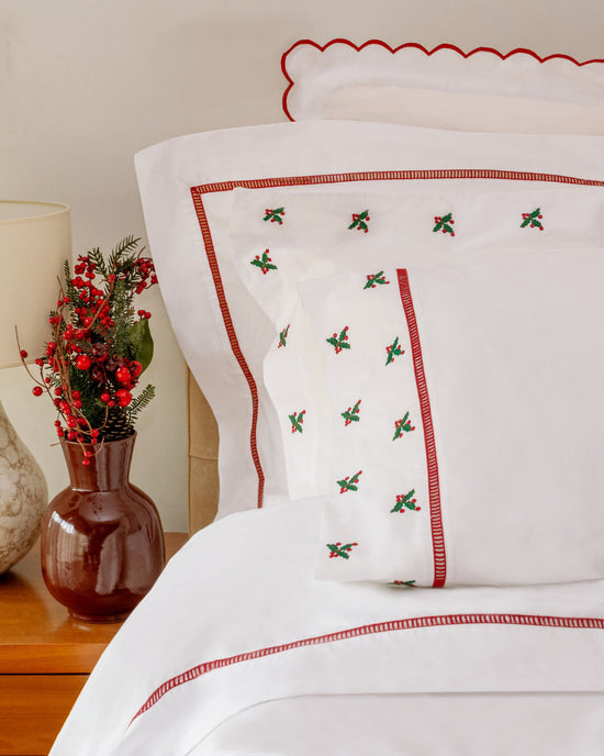Holly Pillowcase - Cotton (200 Thread Count Percale)