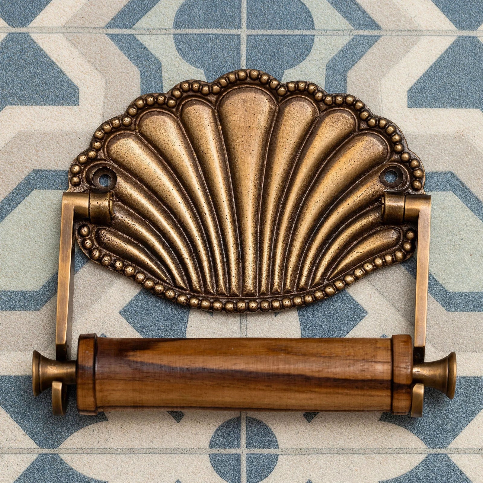 Shell Brass Loo Roll Holder (Antique)