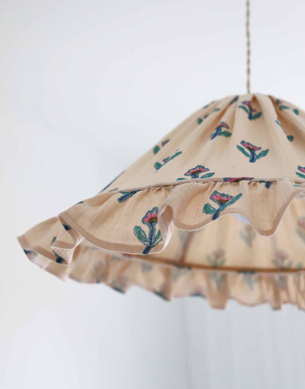 Conical Pendant Light With Ruffle Emilia “Flora”