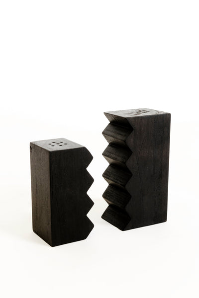 HOF Nido Salt and Pepper Shakers