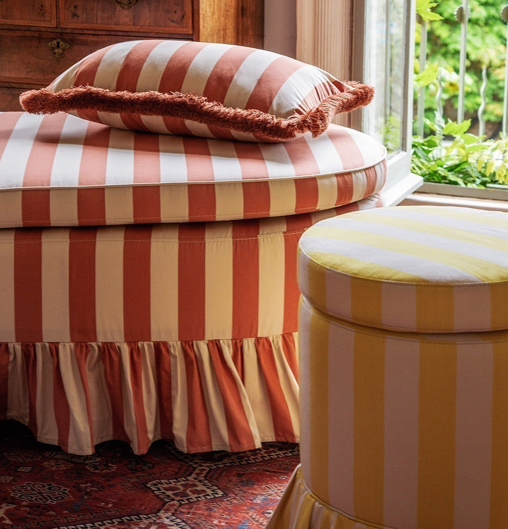 Carlotta Ottoman, Ginger