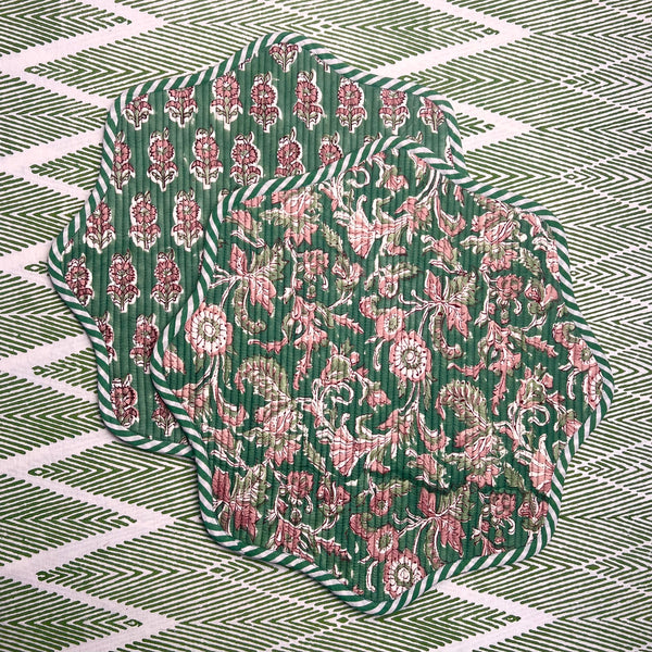 ‘The Breakfast’ Placemat - Scallop - Block Print