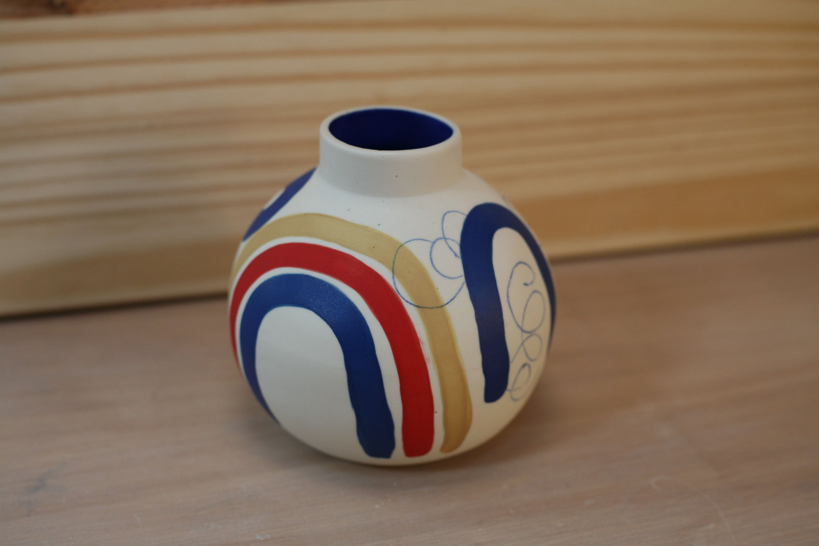 Round Porcelain Brushstroke Vase