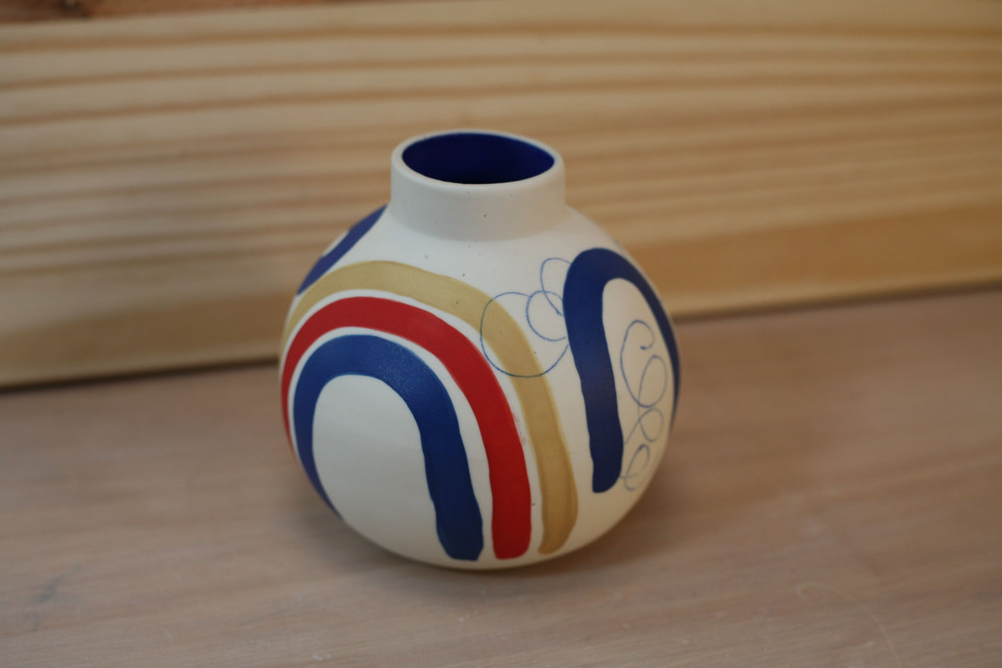 Round Porcelain Brushstroke Vase
