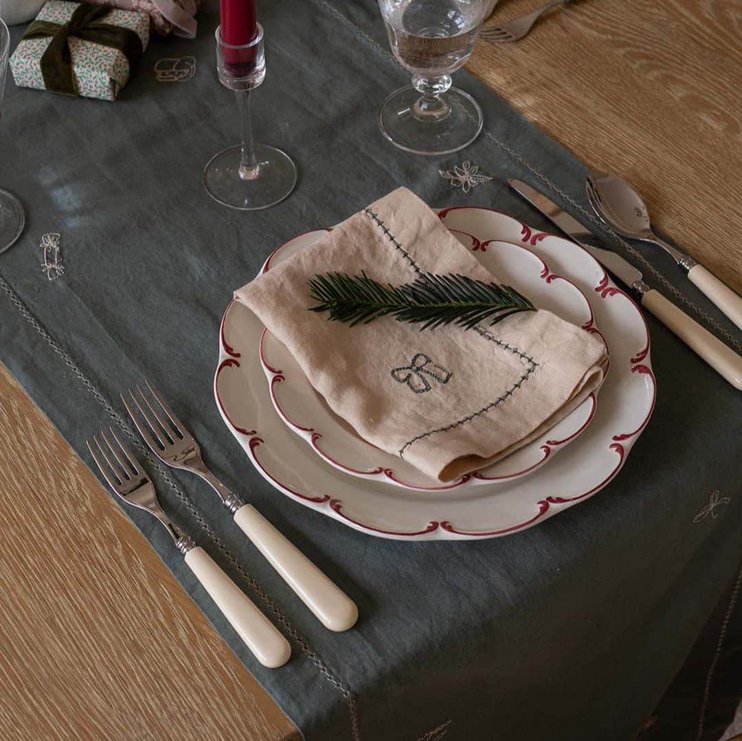 Embroidered Linen Napkins, Set of 2 - Natural