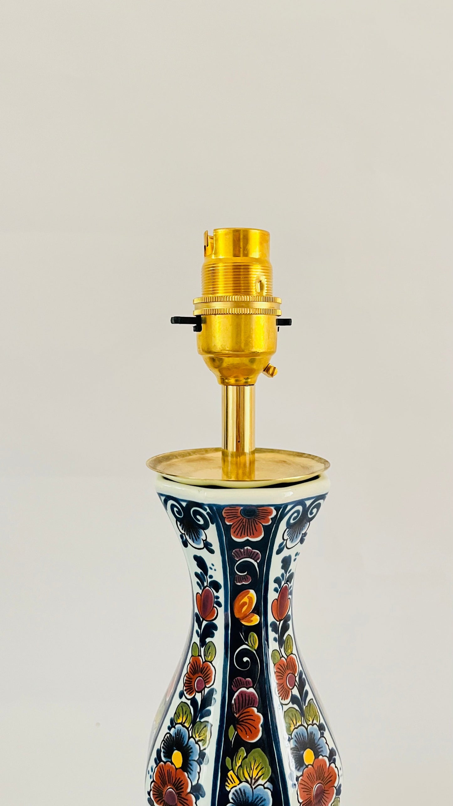 Large Antique Delft ‘Knobbelvaas’ Lamp
