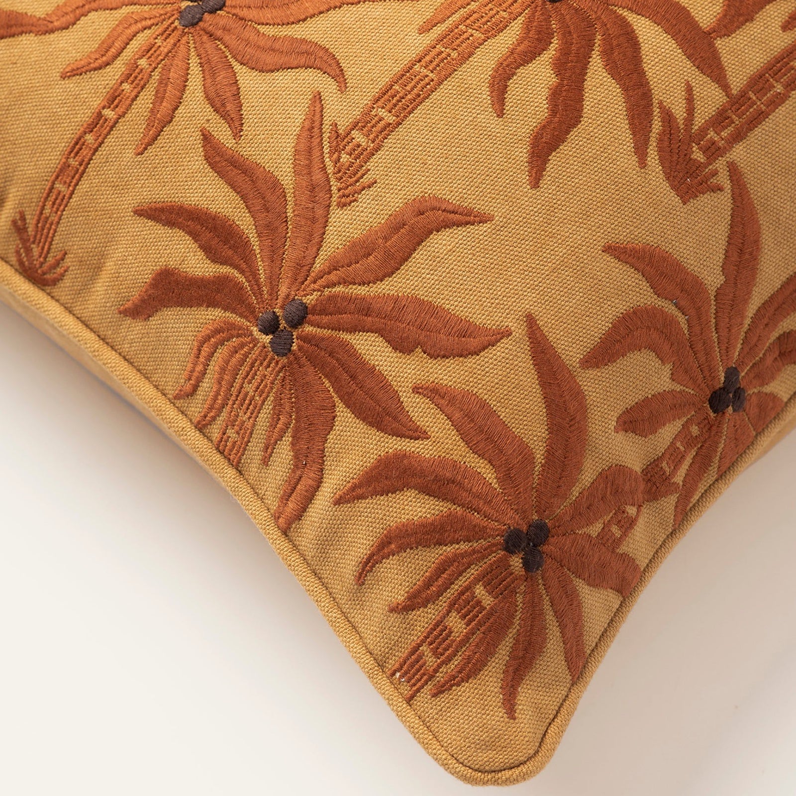 Cushion Laura Raffia & Caramel