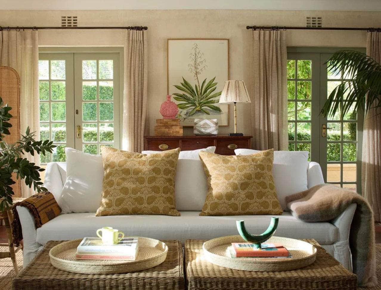 Arabesque Linen Scatter Cushion in Ochre