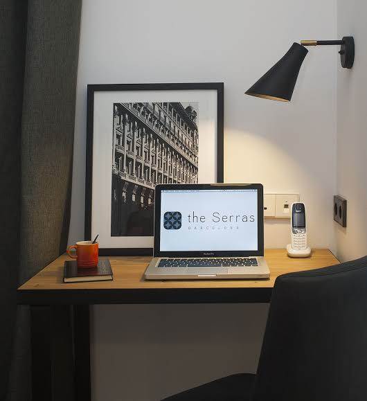 Miller Wall Lamp