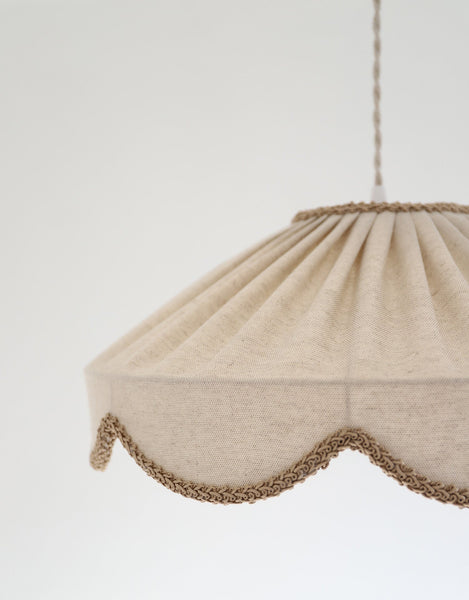 Floral-Shaped Pendant Light Solid Cosette “Classic”