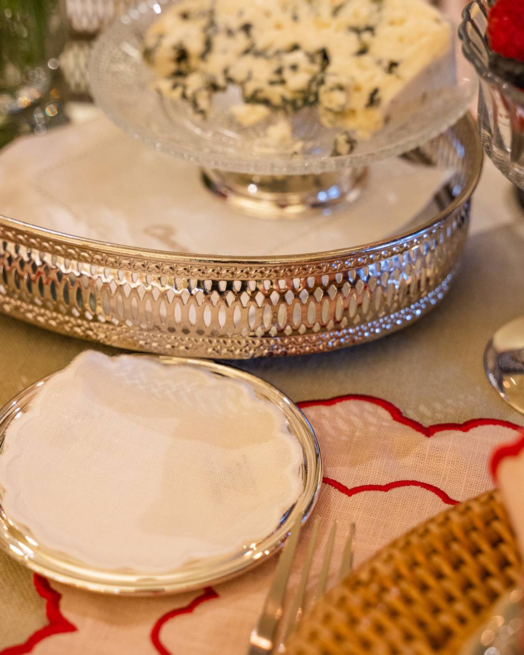 Oval Silver Tray with Mirror 29x19cm