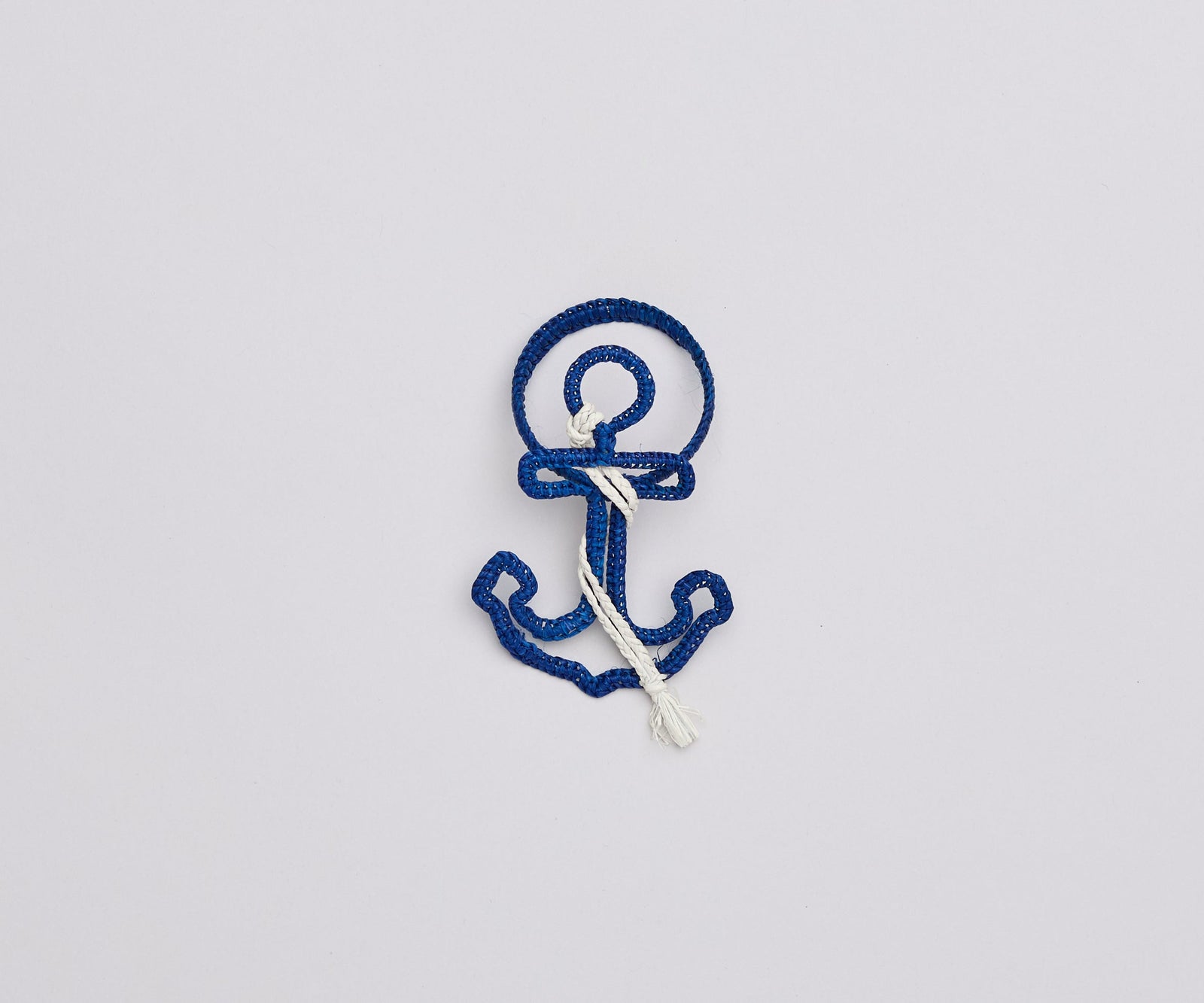 Nautical Anchor Napkin Rings – Coastal Table Decor, Handmade Raffia Napkin Holders, Set of 4 Blue and White or natural Anchor Rings