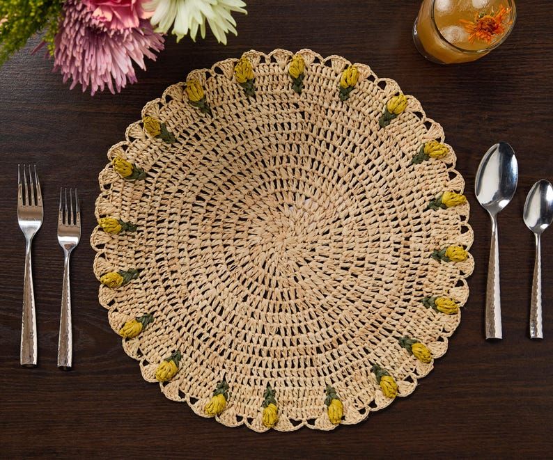 Handmade Tulip Placemat – Raffia Crochet Floral Table Mat