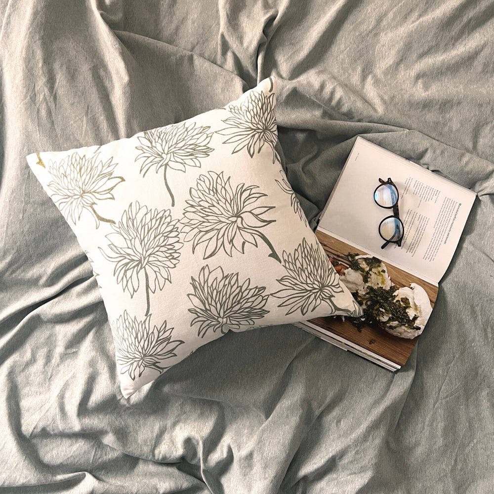 Dahlia - Pure Linen Throw Pillow Cover - 20X20"