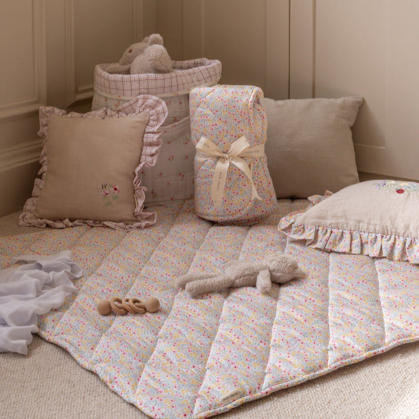 Stay & Play Mat - Wildflower Garden