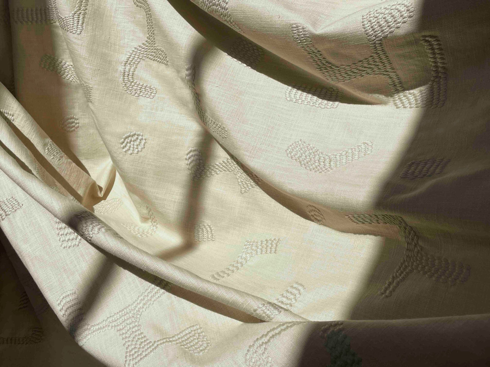 Raphia, Powder, Metre