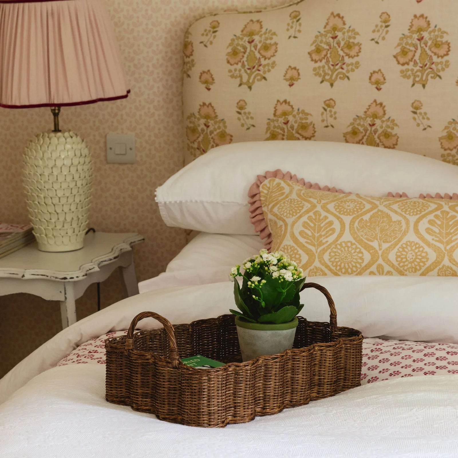 Mini Wavy Tray (Teak Stained)