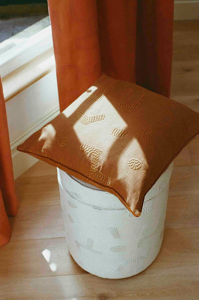 Raphia Cushion, Tobacco