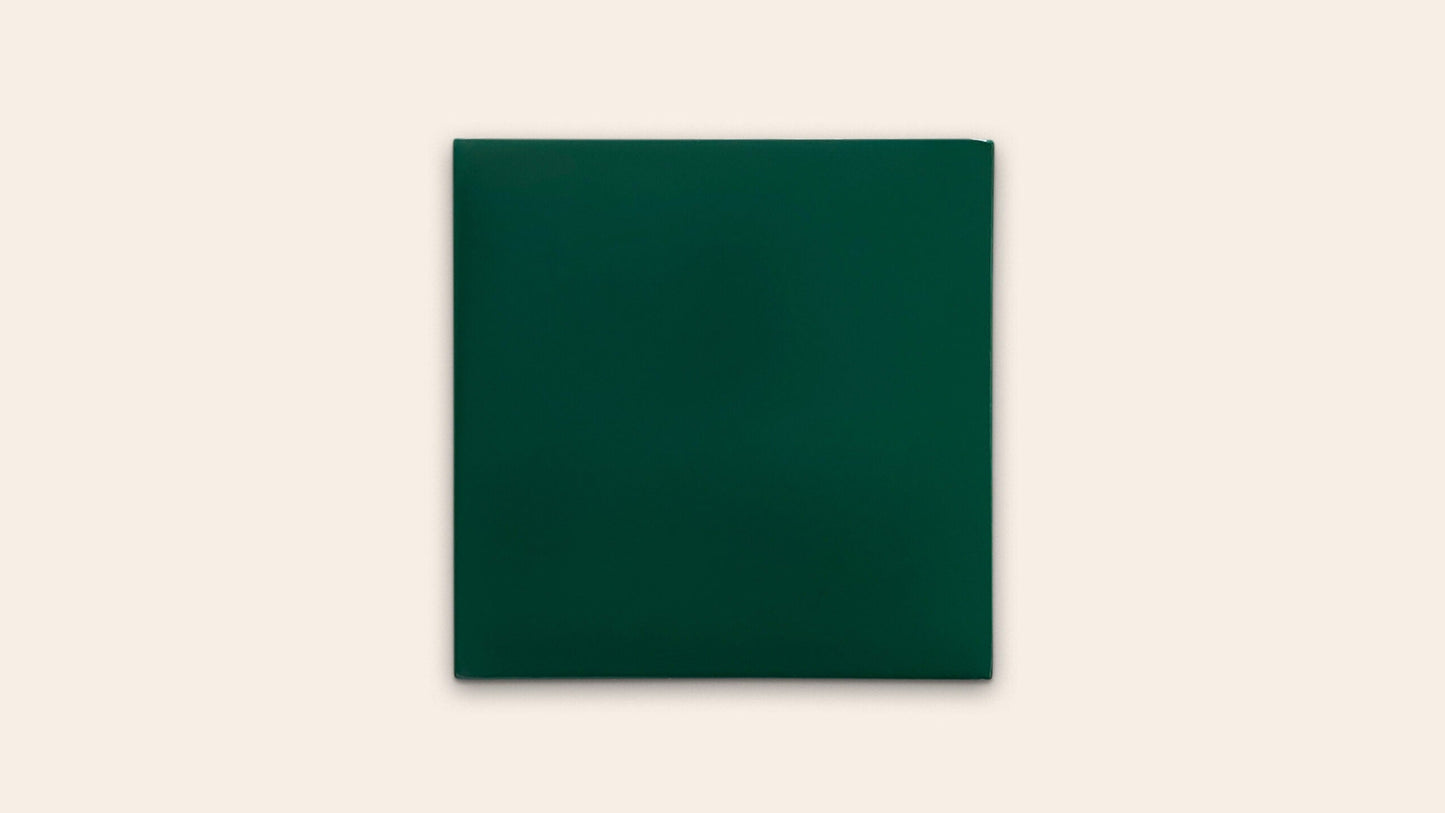 Lacquer Chip Sample, Forest Green