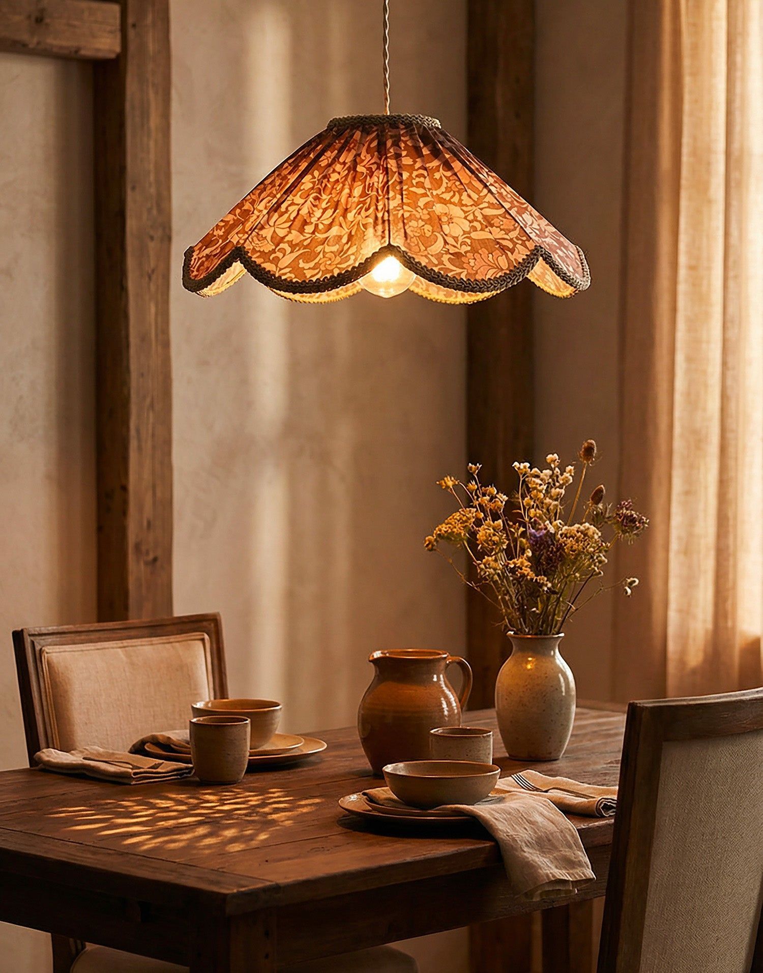 Françoise Floral-Shaped Pendant Light 'Auburn Flowers' Print
