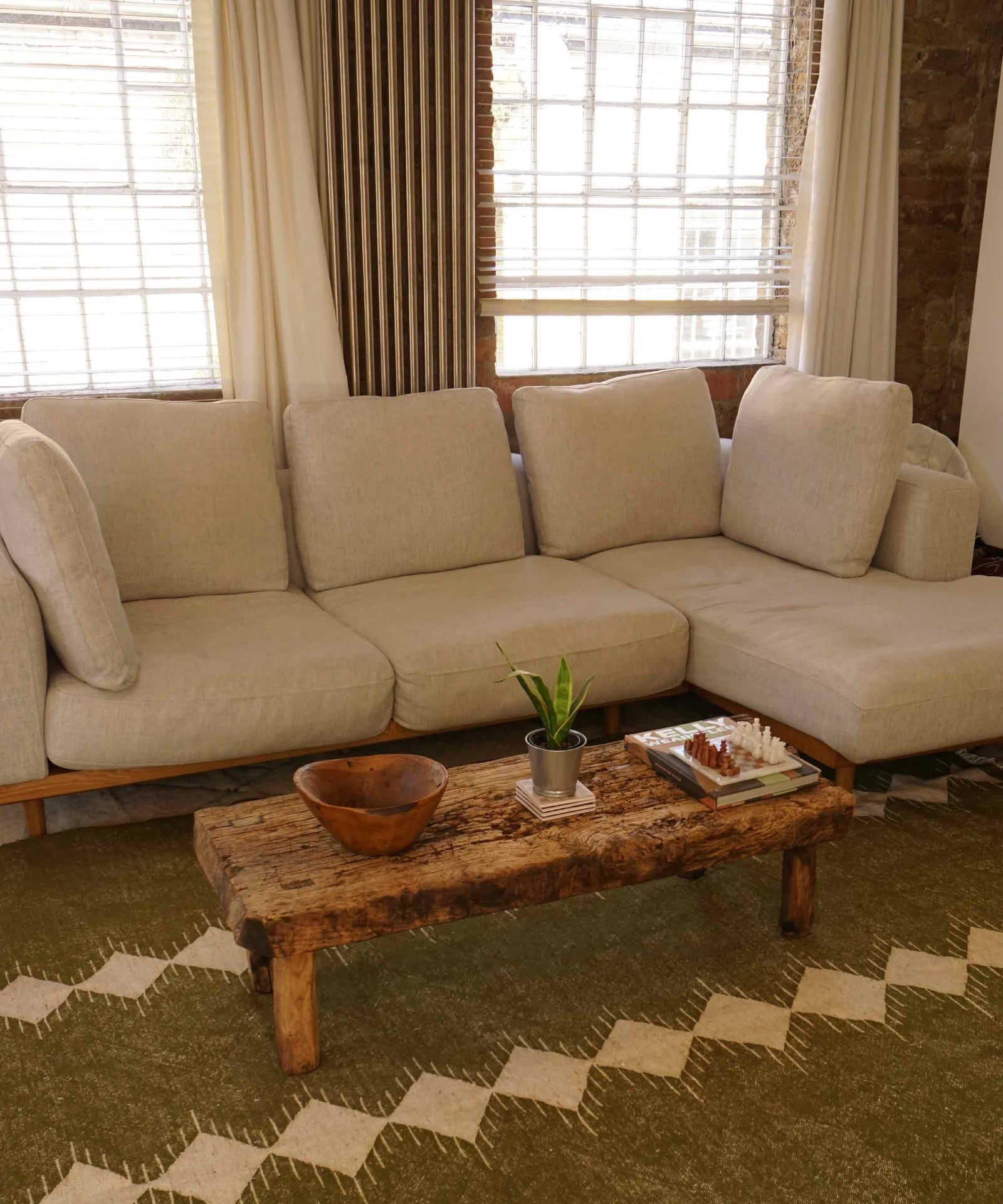 INNA Rug 270/ 200 cm