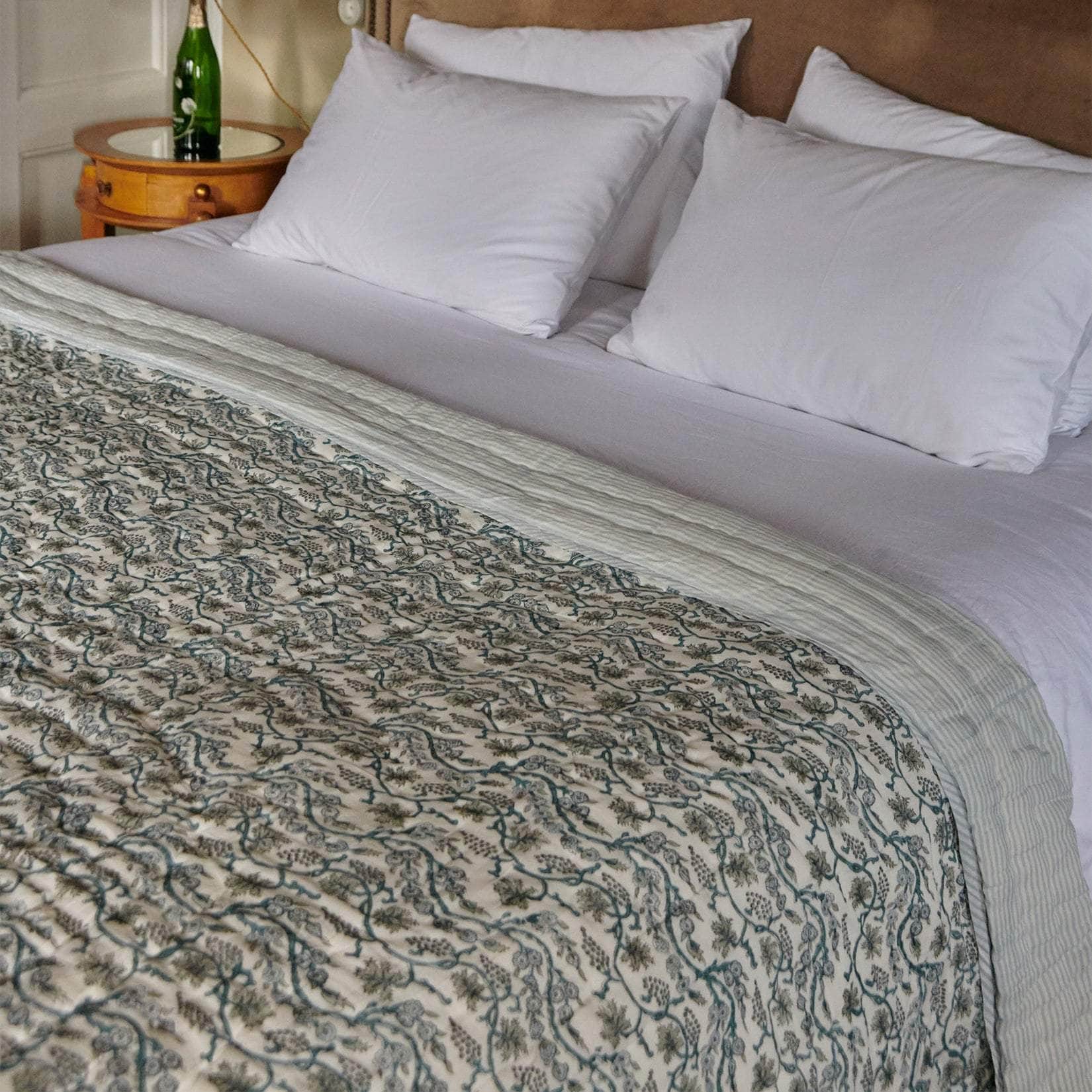 Quilt Cotton Light Blue Prints