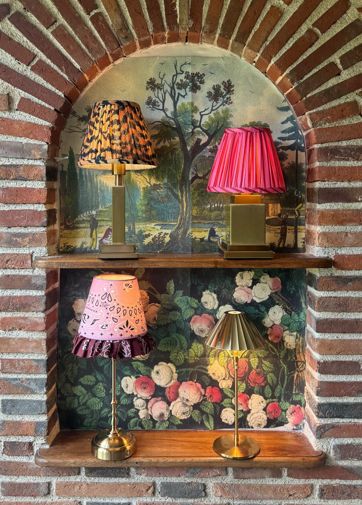 Philia Table Lamp Tiger