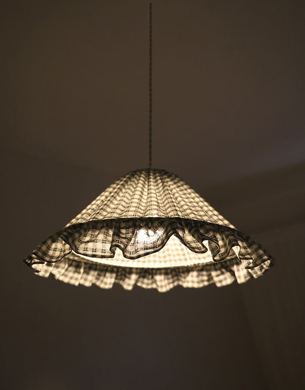Conical Pendant Light With Ruffle Emilia “Petits Carreaux Vert”