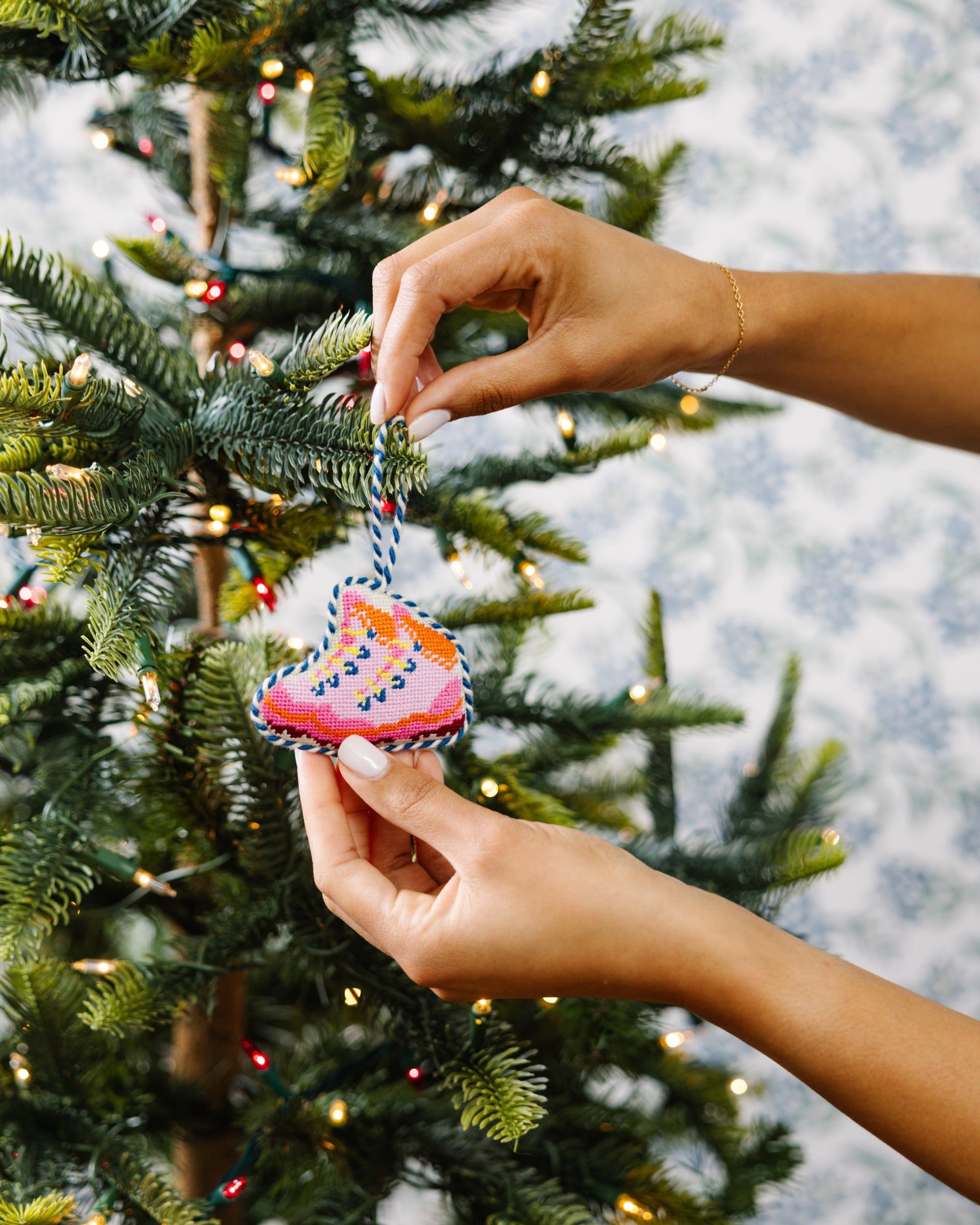 Needlepoint Icon Ornament - Snow Boots